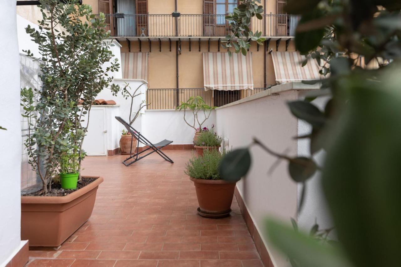 La Casa Del Cacciatore - Alloggio Con Terrazzo Διαμέρισμα Παλέρμο Εξωτερικό φωτογραφία